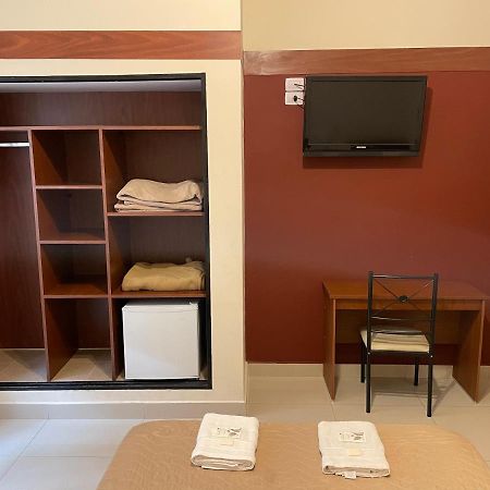Hotel Nuevo Camino Buenos Aires Extérieur photo