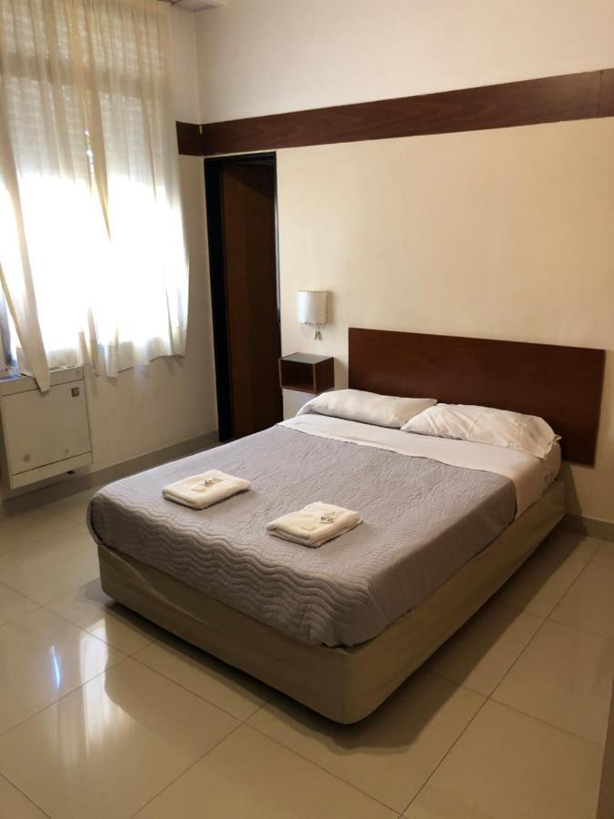 Hotel Nuevo Camino Buenos Aires Extérieur photo