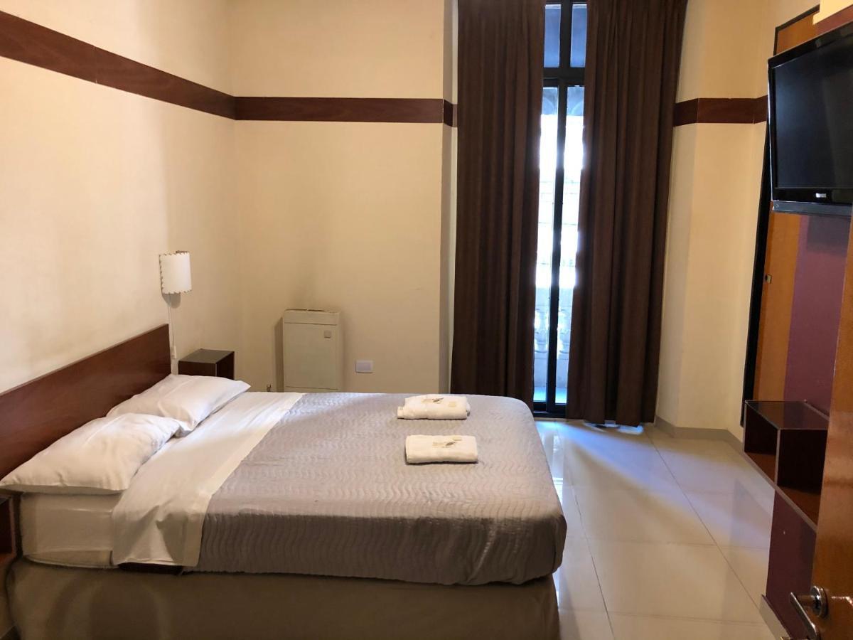 Hotel Nuevo Camino Buenos Aires Extérieur photo